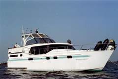Vacance - MARTINIQUE (motor yacht)