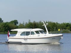 Linssen 30 Sedan (motor yacht)