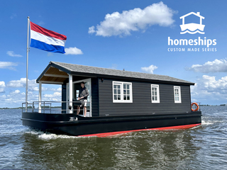 Homeship Vaarchalet 1250D Luxe Houseboat BILD 1