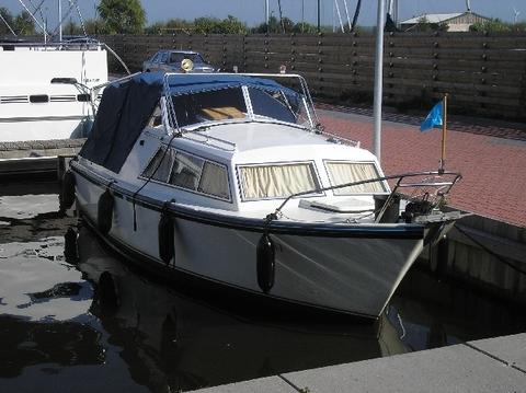 Motorboot Weekender Bild 1