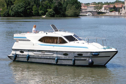 Motorboot Le Boat Countess Bild 1
