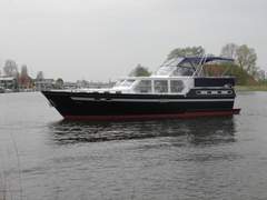 Vacance Clasic 13.10 - Elro (motor yacht)