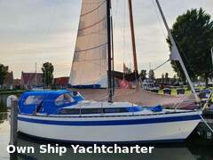 Friendship 28 - Blanche (sailing cabin boat)